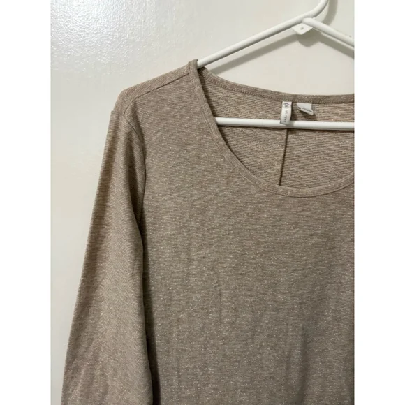 Cato Women’s Gold Shimmer Blouse long sleeve size Large - Picture 4 of 10